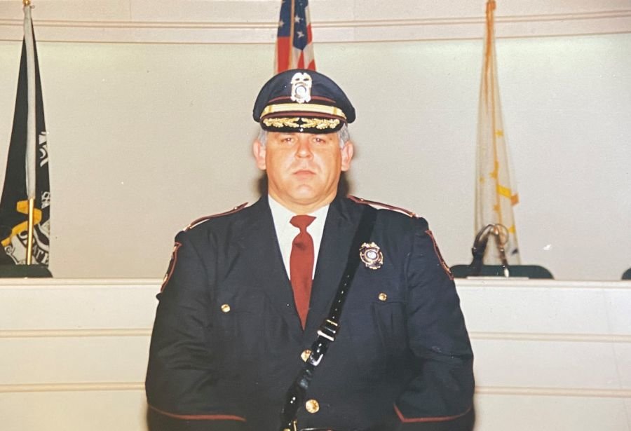 Dennis Seale, who died last week, served as Portsmouth’s chief of police from 1998 until his retirement in 2006.