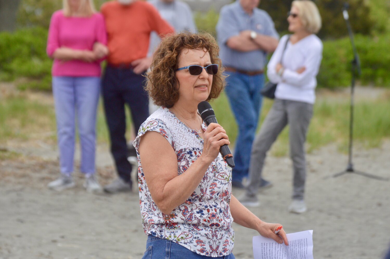 Karen Gleason, who served as the emcee for the rally, urged everyone to attend a Town Council workshop on SouthCoast Wind’s plans at 7 p.m. on Thursday, May 25, at Portsmouth High School.
