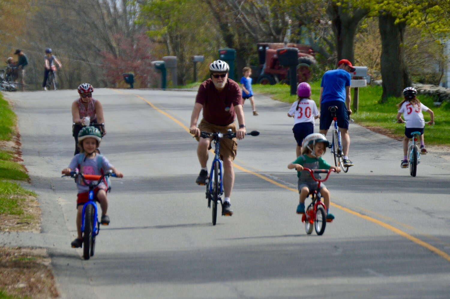 Bike enthusiasts of all ages enjoyed the car-free “Farm-to-Farm” ride held in 2018 on Middle Road. A similar event is taking place in Island Park and beyond this Saturday.