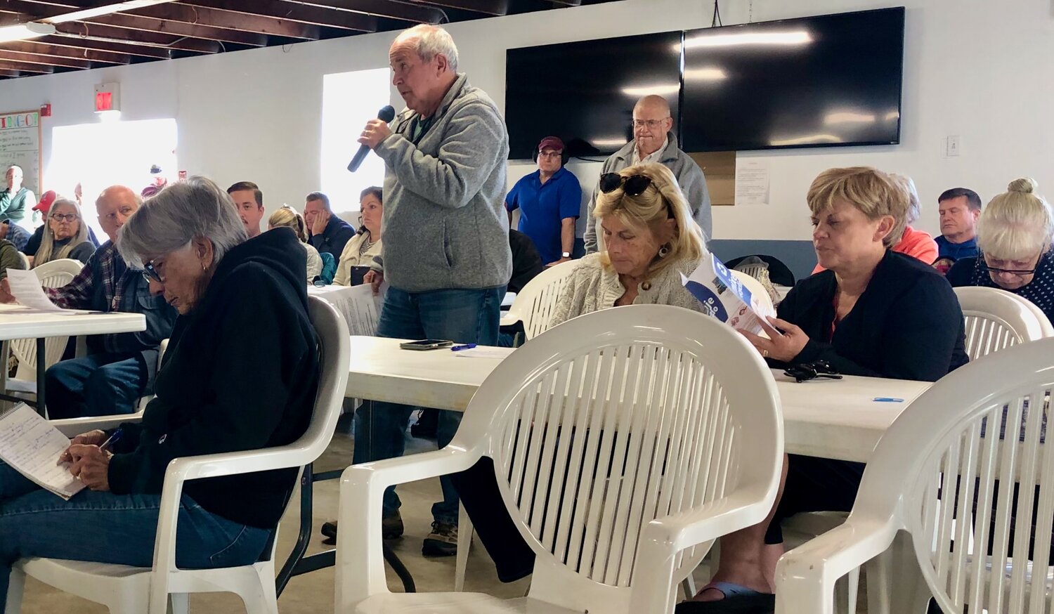 Prudence Island residents discussed numerous issues with the Portsmouth Town Council during Saturday's meeting, including ferry parking, road maintenance, flooding and more.
