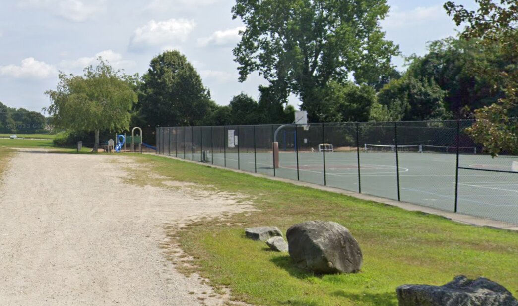 The Barrington Park and Recreation Commission voted to put up signs telling people to limit use of sidewalk chalk at Chianese to the basketball courts.