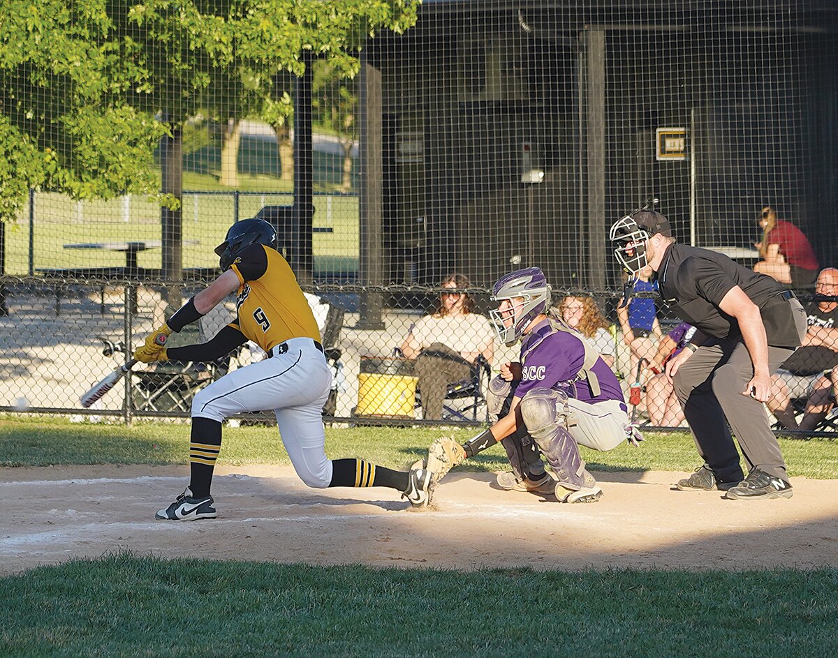 E-Hawks end Regular Season with Win over MNW, Open Postseason vs Western Christian - Emmetsburg Reporter Democrat