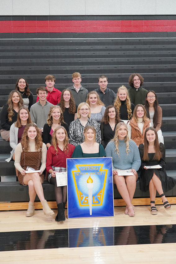 The current members of the Estherville Lincoln Central National Honor Society, last year&rsquo;s inductees and this year&rsquo;s inductees, are front from left, Audree Reinhardt, Grace Lutat, Grace Johnson, Lillian NItchals, Ella Helmich; second row: Evelyn Nath, Saige Hengeveld, Shelby Brosh, Cathryn Houge, Jasey Anderson; third row: Emily Regelstad, Parker Duitsman, jordyn Stokes, Kaylyn Domek, Emily Paulson, Kai Li Dong; back row: Anna Theesfeld, Logan Nissen, Jacob Knudson, Rhett Goebel, and Braxton Shryock.  Photo by David Swartz