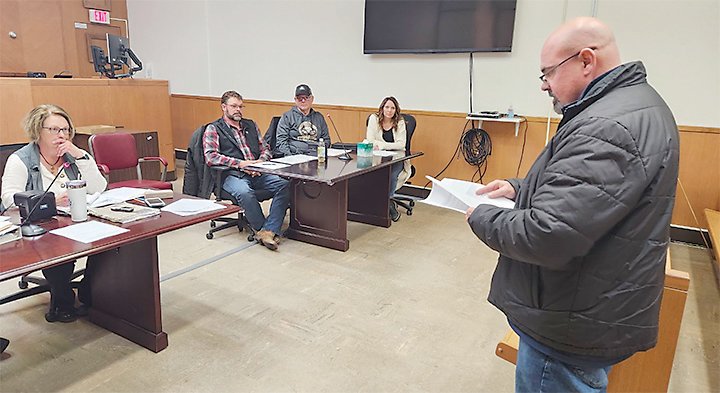 Craig Shanefeld, speaking for Navigator pipeline, addressed the Emmet County Planning and Zoning Commission regarding the county pipeline ordinance in a public hearing Wednesday, Feb. 8.  Photo by Michael Tidemann