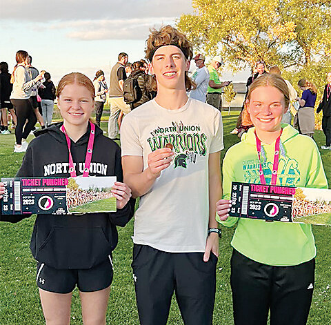 Alexis Cummins, Gavyn Morphew, and Jacey Welbg head to Fort Dodge for the Class 1A State Cross Country Meet on Friday.