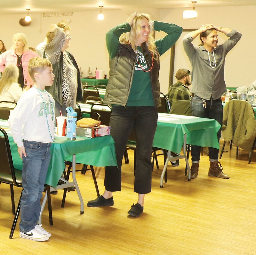 Guests of last week&rsquo;s Nature Center Banquet at the Elks Lodge participated in heads or tails, an ever-popular banquet event.