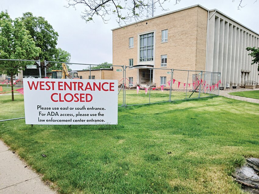 The Emmet County Courthouse west entrance is closed for construction. The Courthouse may be accessed from the east or south entrance. Handicap access is still available through the Law Center.
