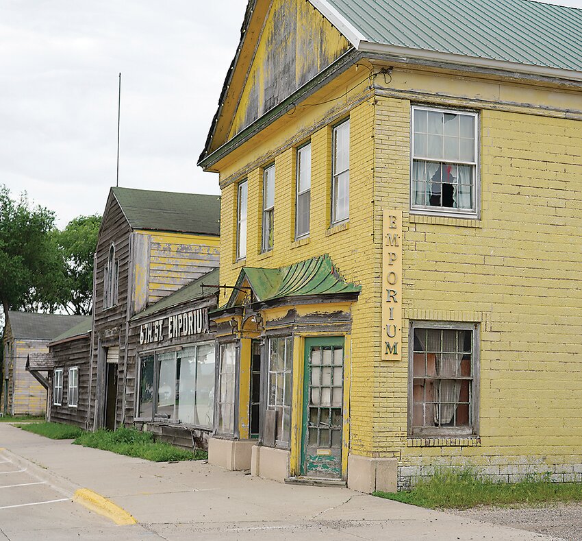 City officials have reached an agreement with the owner of the Emporium buildings on South Sixth Street.