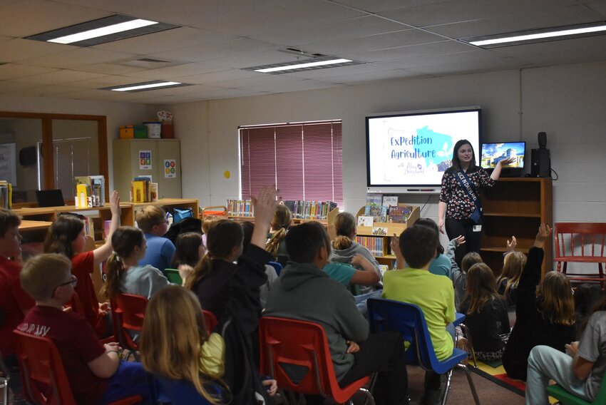 Halei Heinzel, the 77th Alice in Dairyland, paid a visit to students at Wonewoc-Center Elementary on Friday morning to present on Wisconsin’s agriculture industry and why it’s so important to our state.