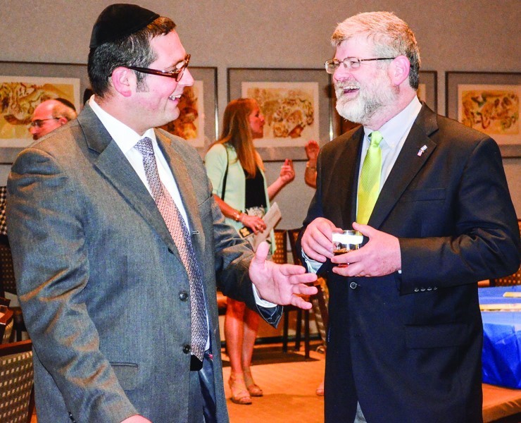 Rabbi Noah Karp talks with Rabbi Jeffrey Goldwasser