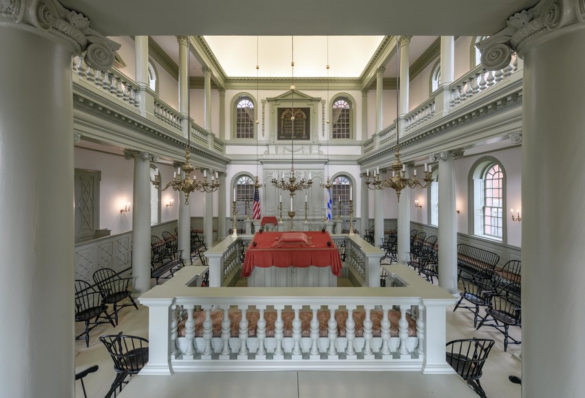 Inside Touro Synagogue