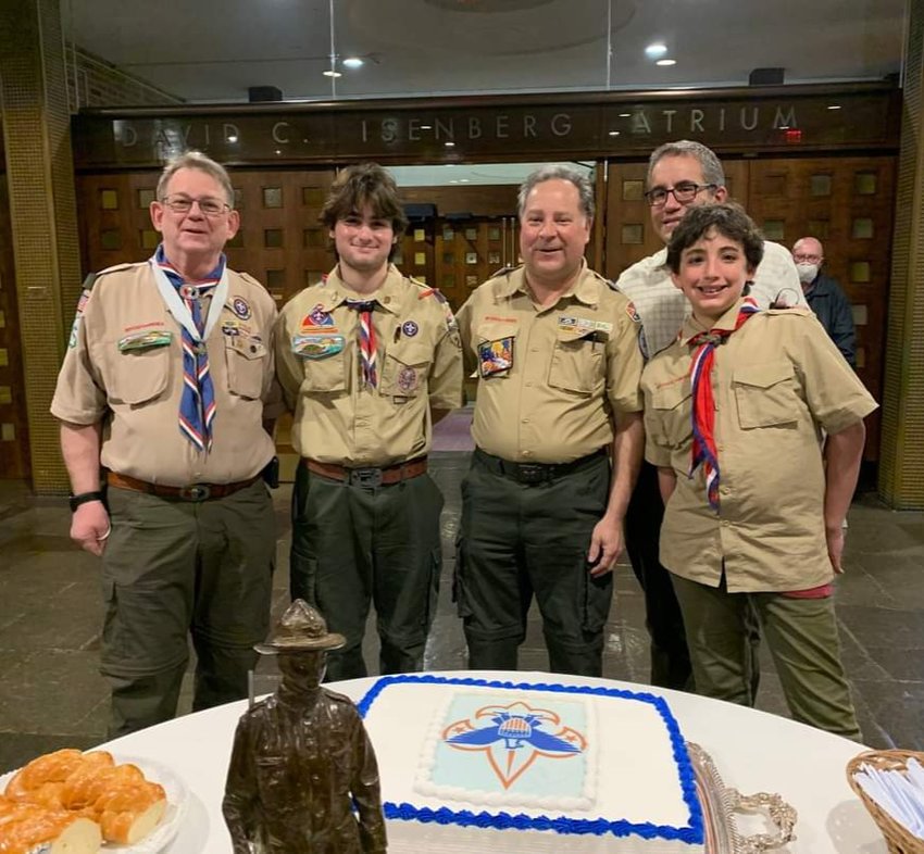 Scouts at Shabbat 2022