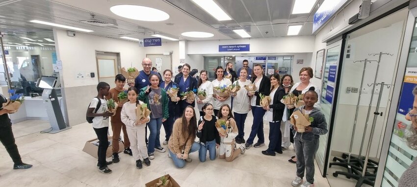 On Volunteering Day (Dec. 13), JAFI Youth Futures participants worked around Israel, including at a nursery near Gaza that had been damaged and in other activities around the country.