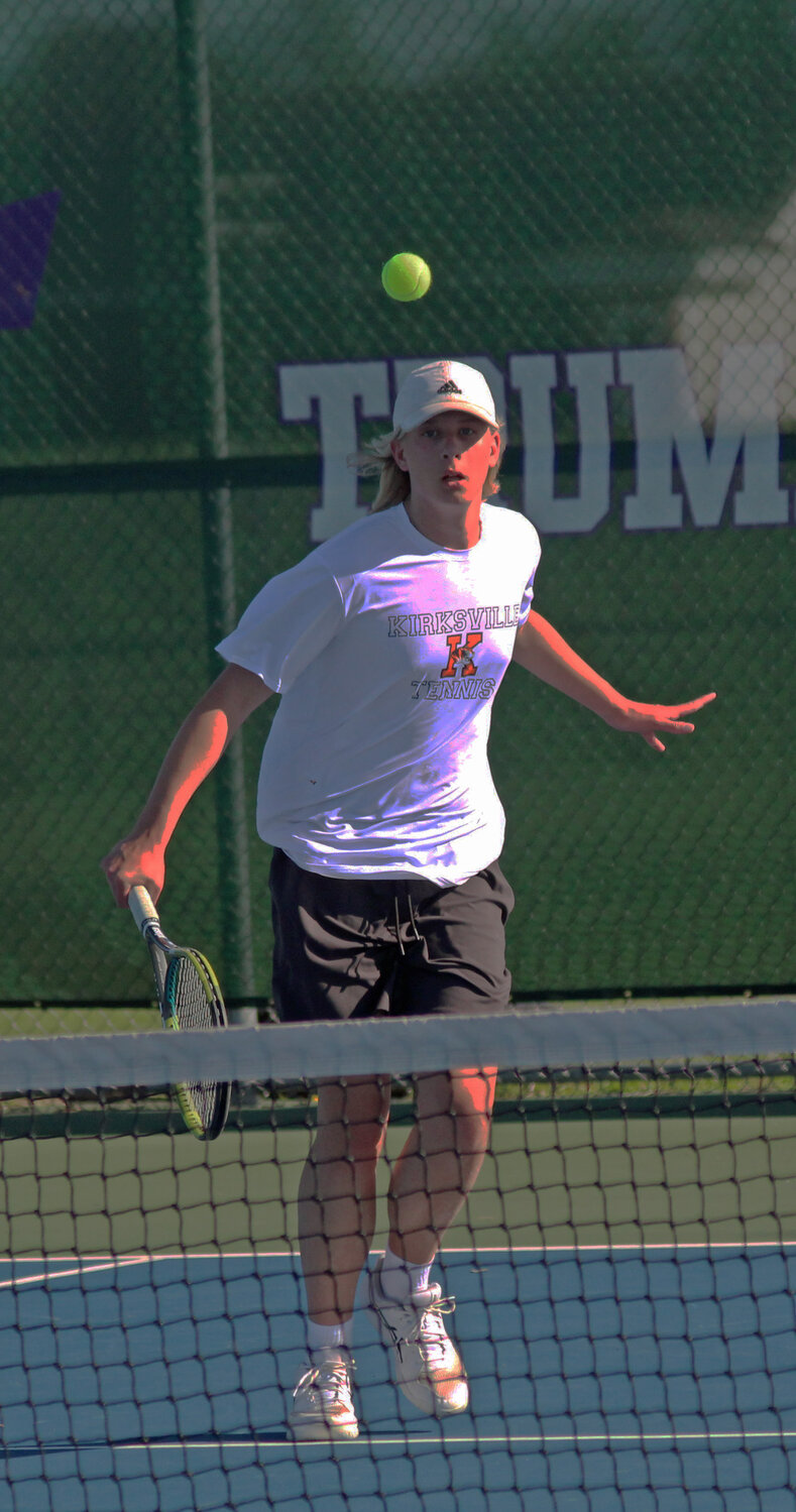 Tiger tennis cruises in team District opener