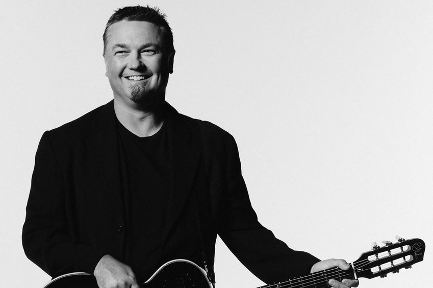 Lexington town council candidate to host concert with Edwin McCain