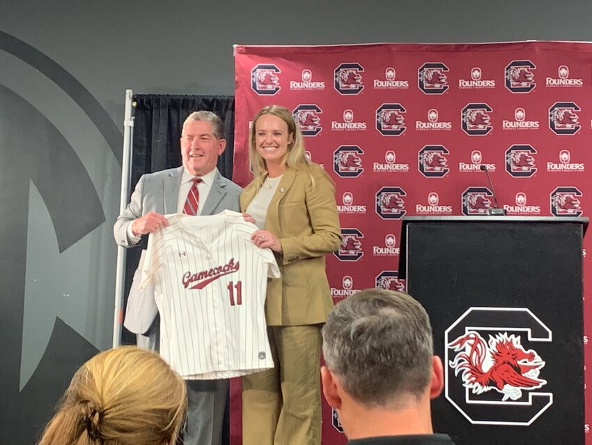 The Gamecocks hired former pitcher Ashley Chastain to be the school’s next softball coach. She becomes the second alumnus to return to the school as a head coach in any sport.