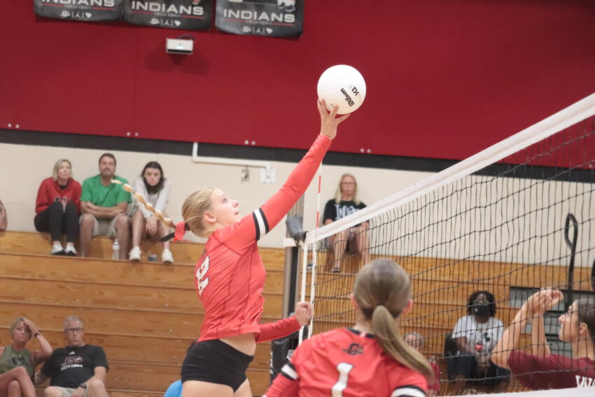 Gilbert and White Knoll met for the first of two games to begin the regular season for each team. The Indians beat the Timberwolves in straight sets to start the season 1-0.