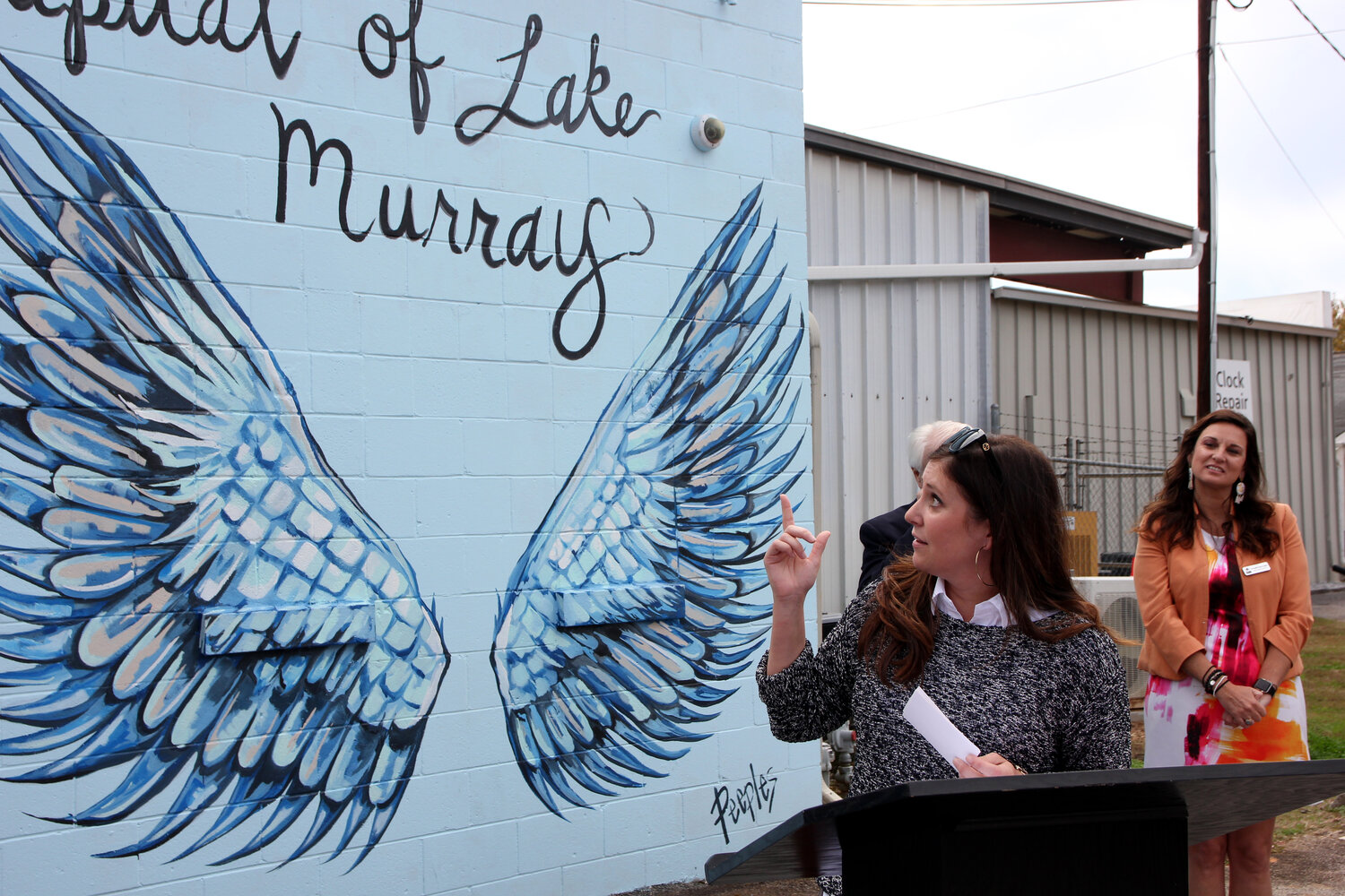 Chapin artist Nicki Peeples talks about her new mural, "Small Town Charm."