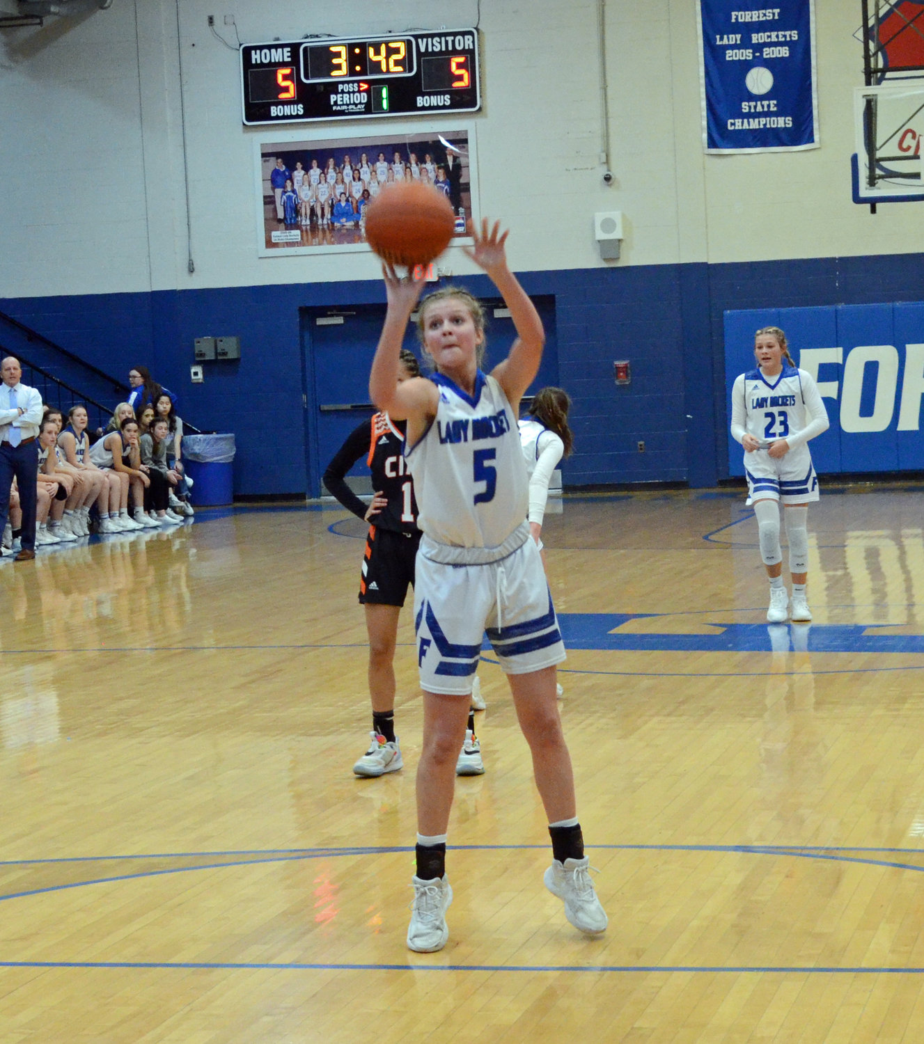 Macyn Kirby scored a game-high 16 points and went 6-for-9 from the free throw line.