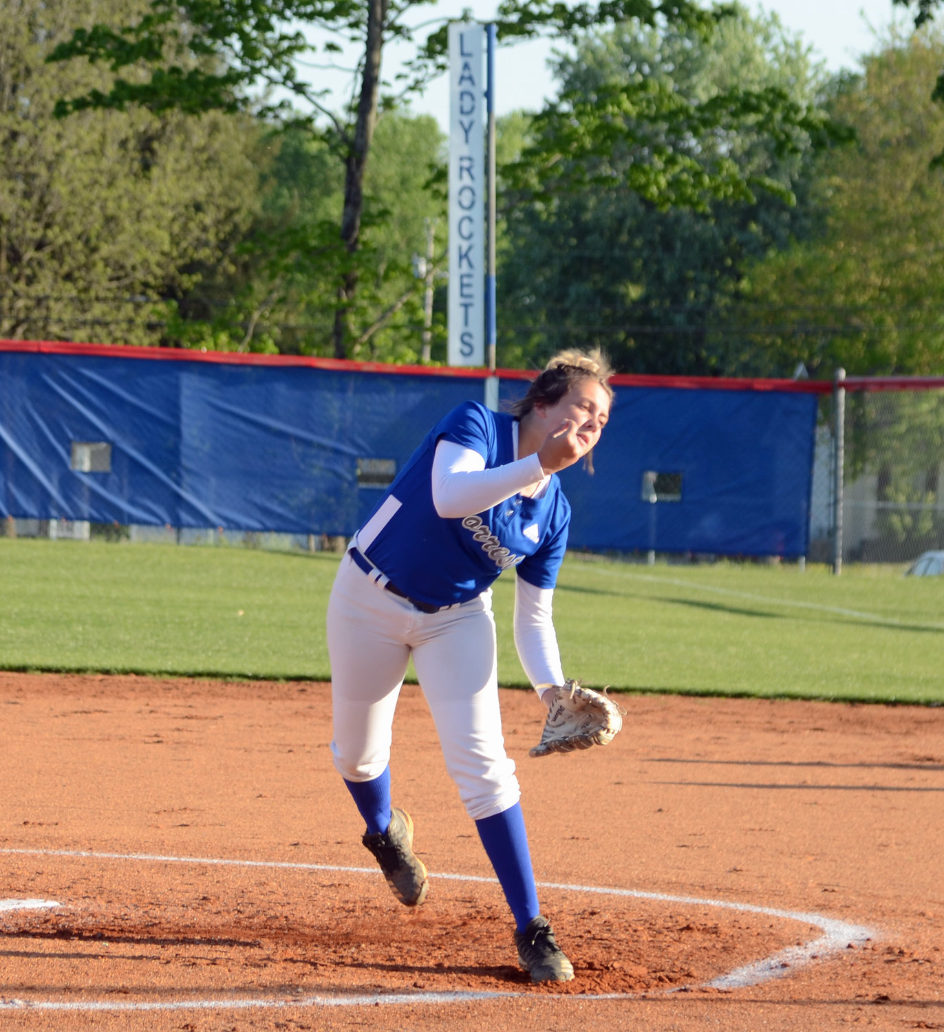 Julie Williams gave up three runs on four hits in the first four innings to pick up the win in the circle for the Lady Rockets.