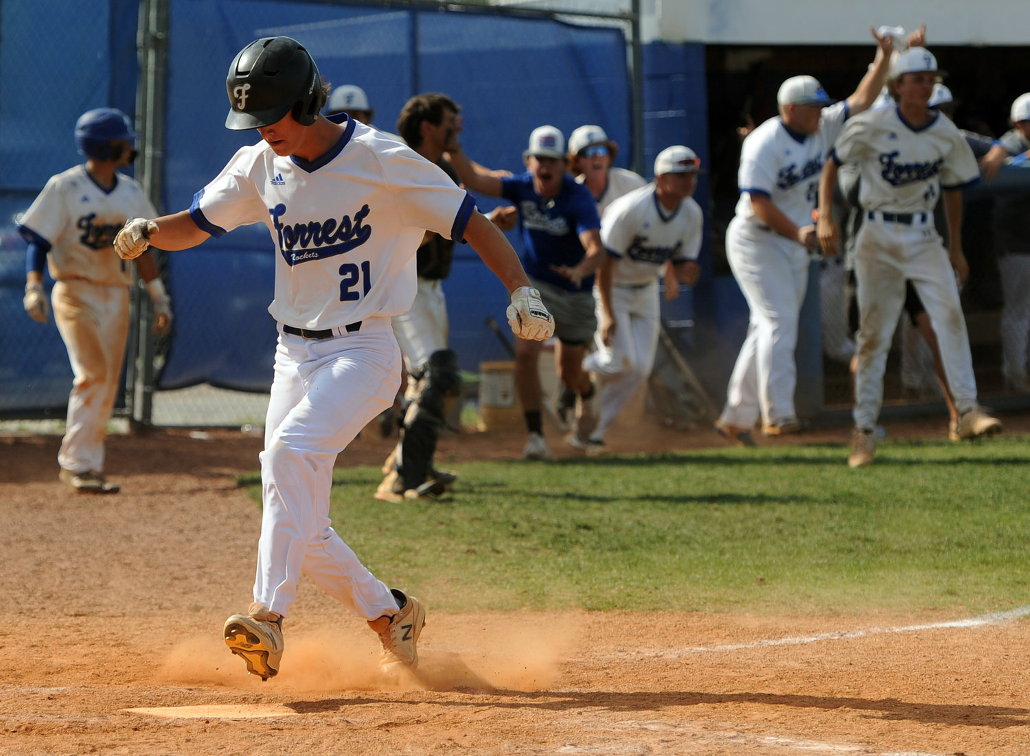 Levi Van Patten scores the game-winning run, off a single by Preston Gentry, in the bottom of the eighth inning.