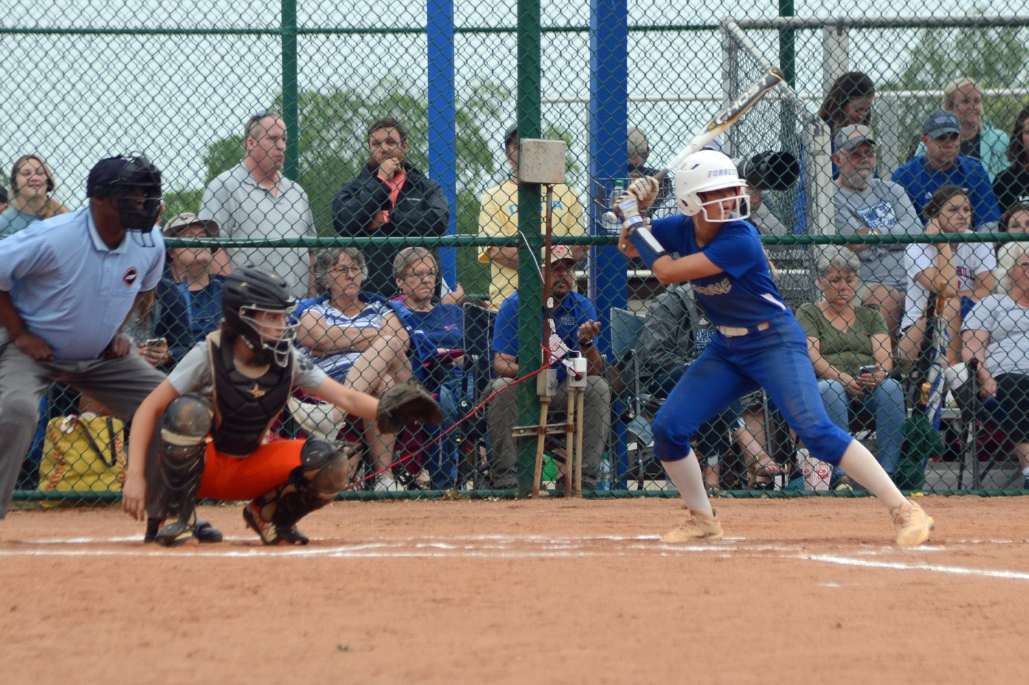 Briley Burnham had a big game for the Lady Rockets, going 2-for-3 at the plate with an RBI and Burnham scored the go-ahead run in the bottom of the sixth inning.