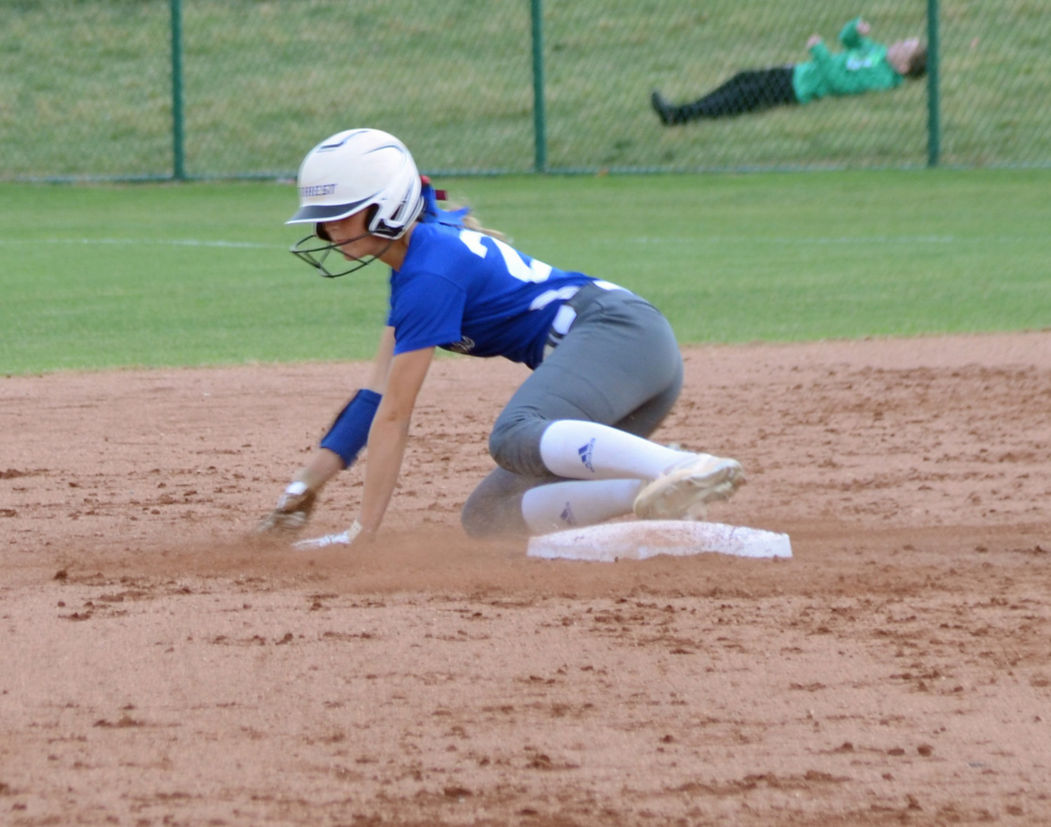 Maggie Daughrity steals second base in the second inning.