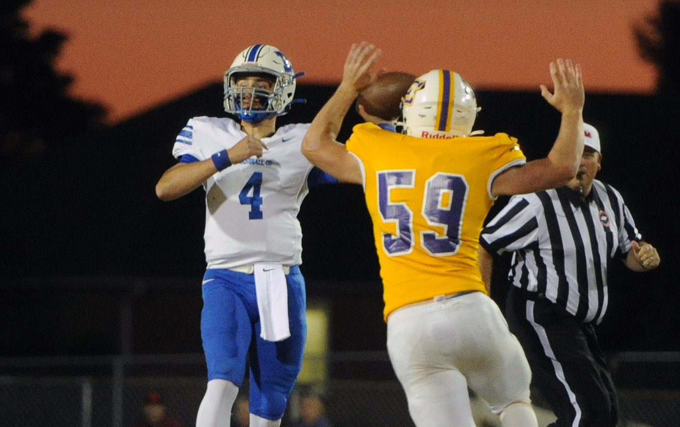 Silas Teat completed 7-of-9 passes for 162 yards and four touchdowns against Glencliff.