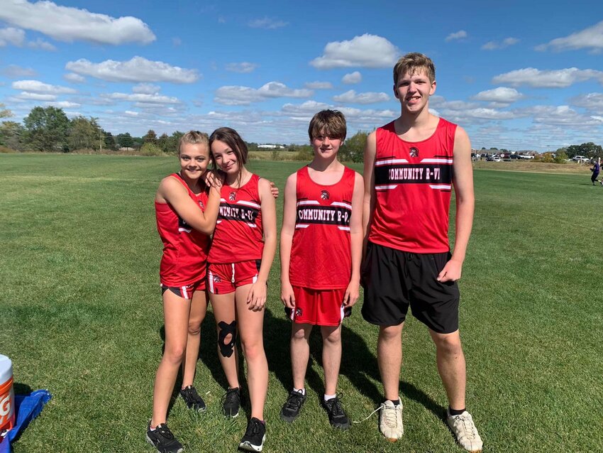 Grace McCoskey, Evelyn Scott, Nicholas Henke and Rett Curtis ran this past Saturday in the junior varsity races at the Bowling Green Invite.