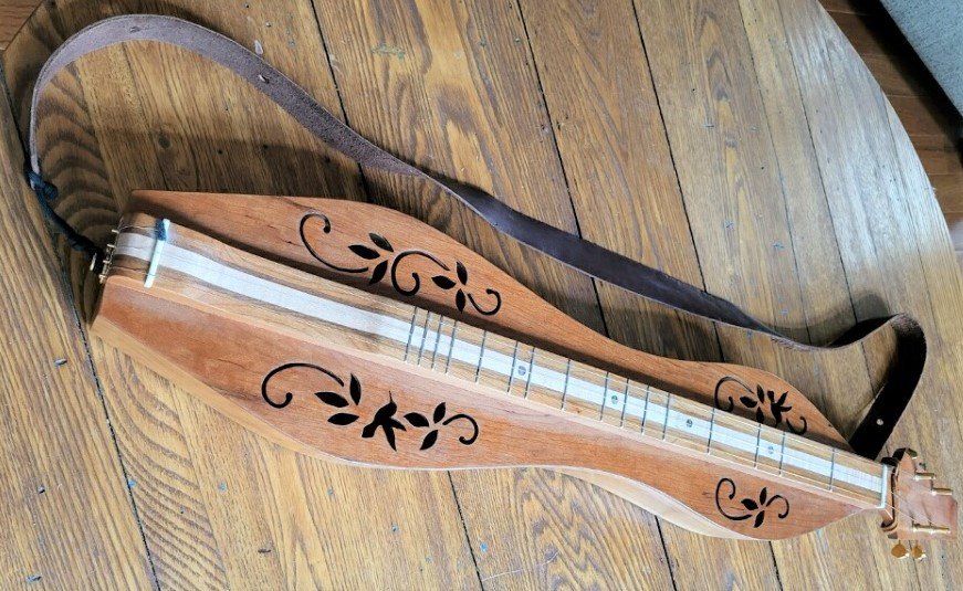 Learn how to play the Mountain Dulcimer beginning August 16.