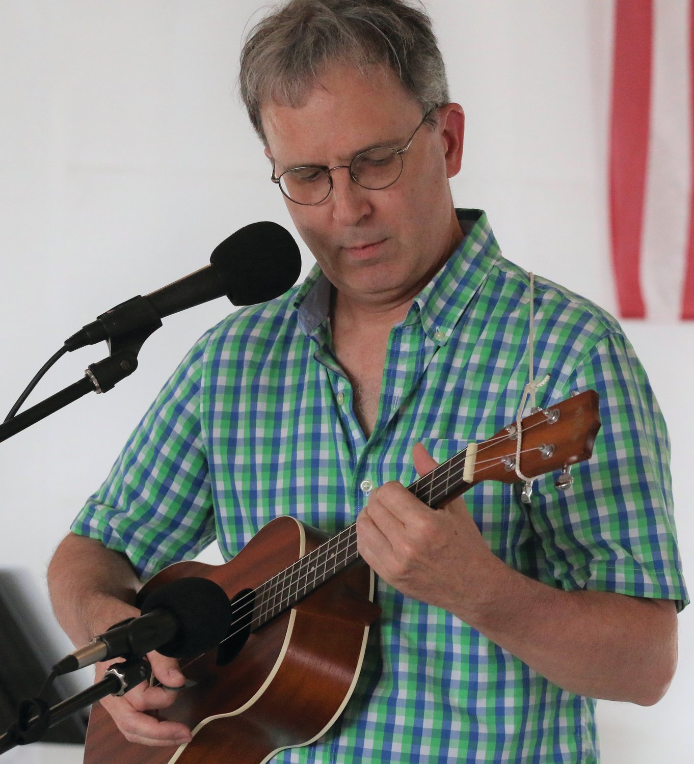 Scott Weber performed at the first-ever Ukulele Festival in Mexico last weekend. (Alan Dale)