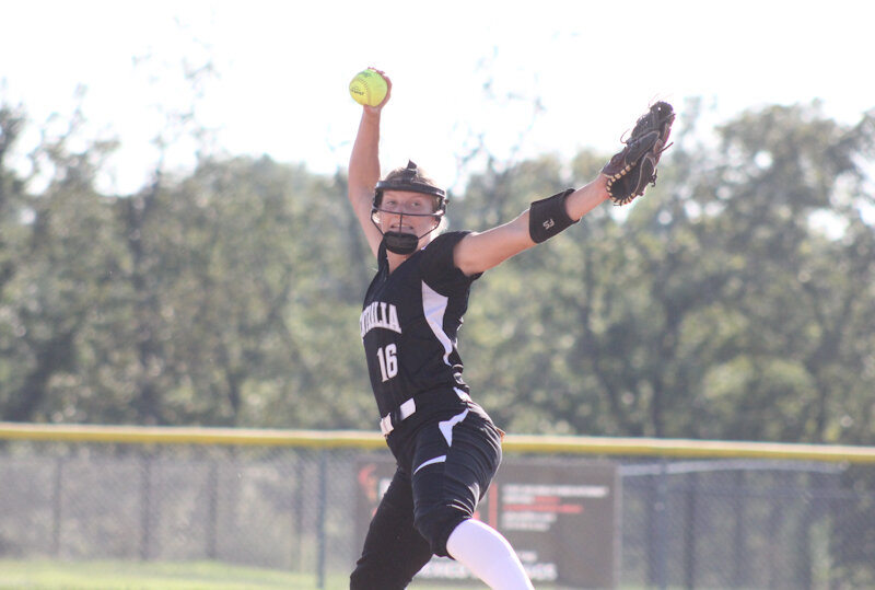 Centralia senior Kaelyn Walters pitches against Mexico during an earlier game this season.