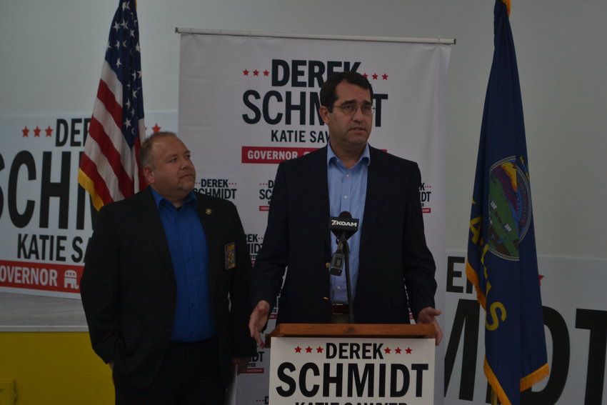 Cherokee County Sheriff David Groves (l.) formally endorses Republican gubernatorial candidate Derek Schmidt (r.) during a campaign stop in Pittsburg. &nbsp;