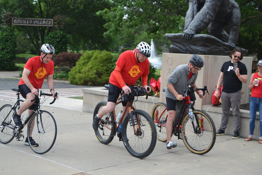 Pitt State President Dan Shipp (right) begins his 800-mile trek with Darrell Pulliam (center) and Blake Benson (left). Pulliam will accompany Shipp through the entire 12-day journey.