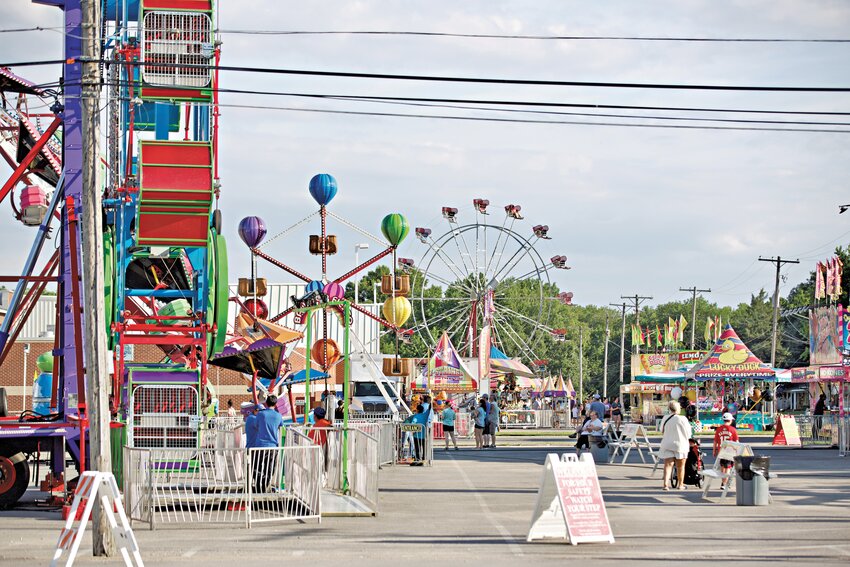 Frontenac Mining Days kicked off on Thursday night as attendees enjoyed the night at the Pride Amusements Show, a fully professional carnival, which is scheduled to run from 6 to 10 p.m. on Saturday.