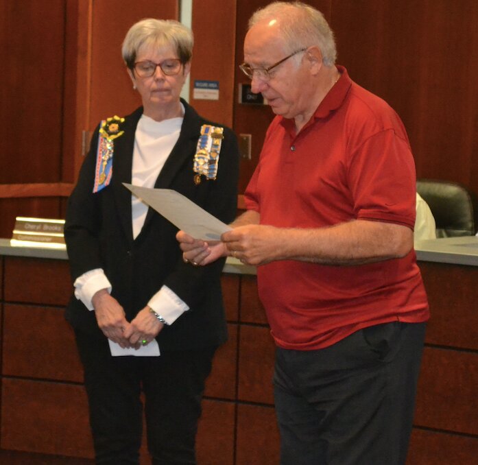Pittsburg Mayor Ron Seglie, with Mary Gilpin of the Oceanus Hopkins Chapter of the Daughters of the American Revolution, reads a proclamation declaring the week of Sept. 17 to 23 as Constitution Week in observance of the 236th anniversary of the U.S. Constitution. Gilpin and members of the DAR will be visiting area schools throughout next week promoting and celebrating the Constitution.&nbsp;