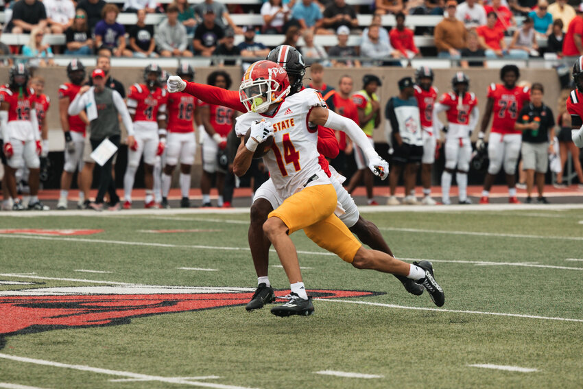 Pittsburg State&rsquo;s Kolbe Katsis made nine receptions for 200 yards in Saturday&rsquo;s 38-37 victory at Central Missouri, becoming the sixth player in PSU history to post a 200-yard receiving game.