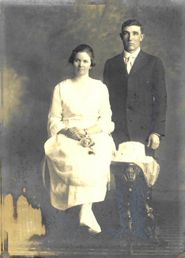 Wedding Photograph of Chloney (Cunningham) and Garrett Gilbert, February 19, 1919.