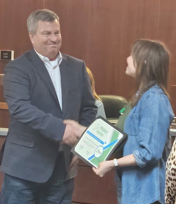 Leah Gagnon, executive director of Wesley House in Pittsburg, was recognized by Mayor Stu Hite as a Pittsburg Positive for her work in providing for those in need.