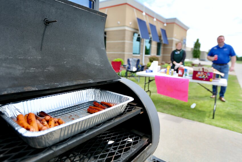Arvest Bank in Pittsburg cooked up hot dogs, Friday, to raise funds alongside The Salvation Army as part of the bank&rsquo;s annual Million Meals campaign, aiming to tackle food insecurity.