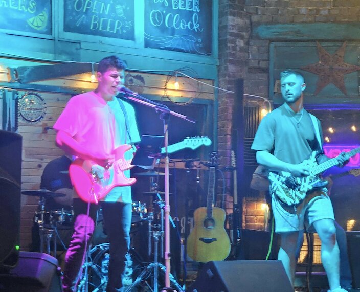 The MayDays played Pickled Pete's Bar and Grill Saturday night with a setlist that included Fleetwood Mac and The Black Crowes. People were on the dance floor enjoying the late spring vibes. &nbsp;