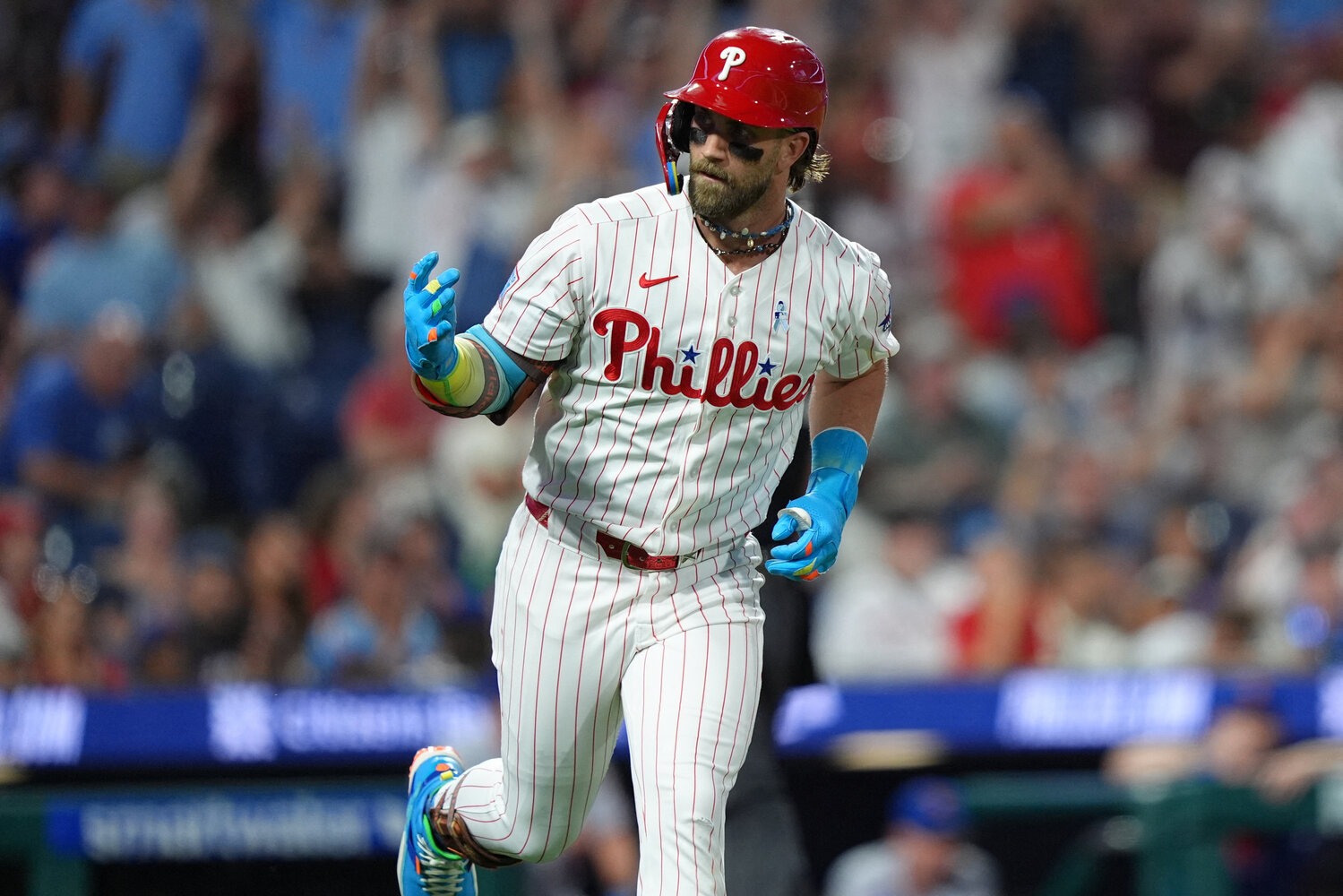 Bryce Harper announces that he'll be competing in Home Run Derby at Citizens Bank Park
