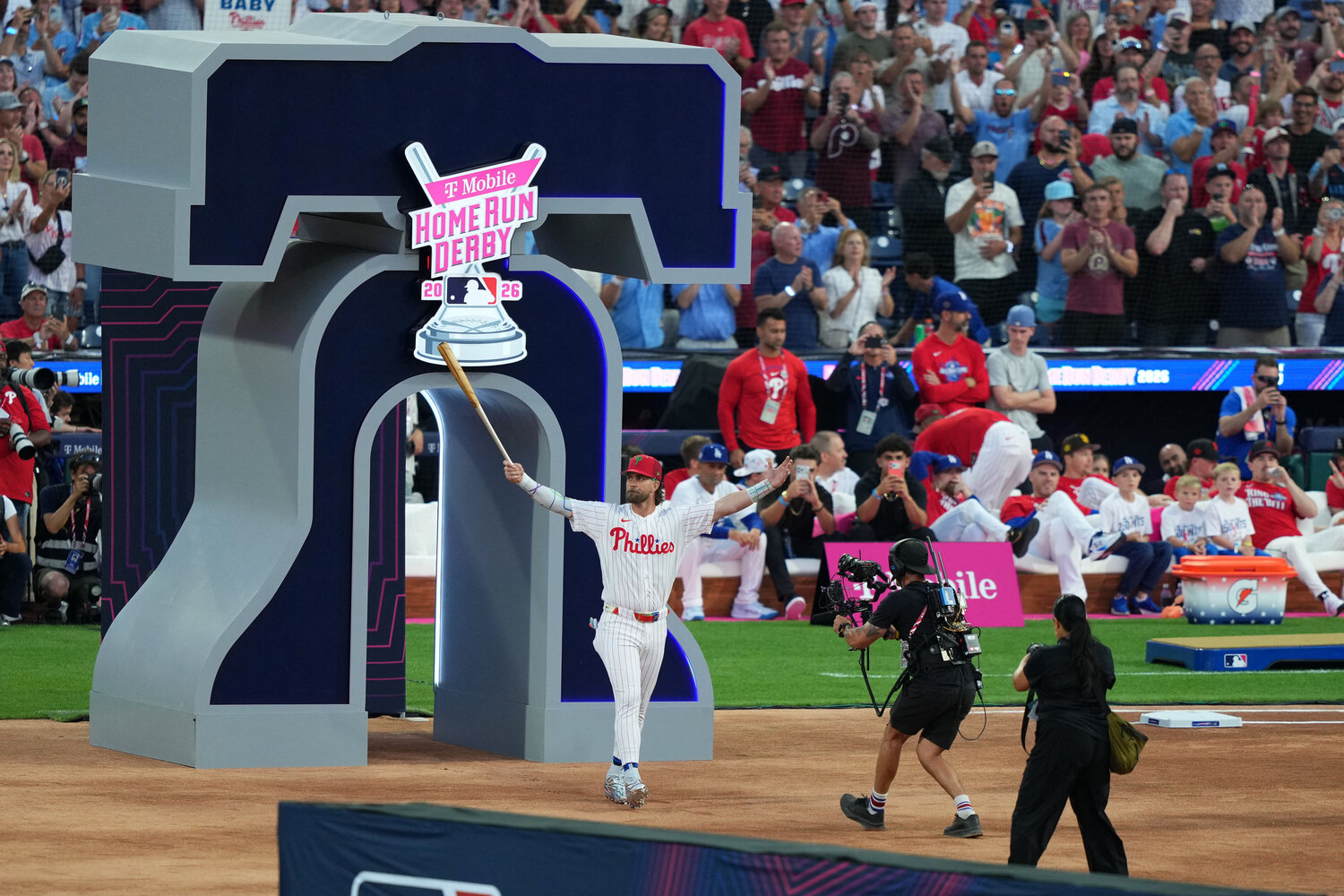 Philadelphia showcases true passion during Home Run Derby