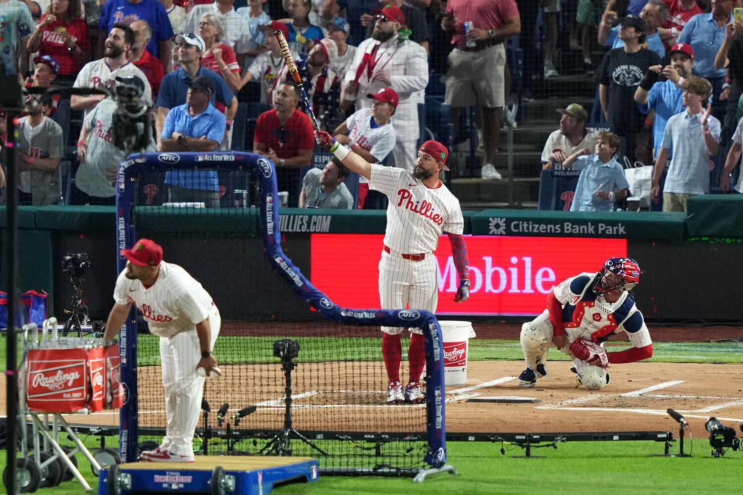 Kyle Schwarber finishes runner-up in Home Run Derby
