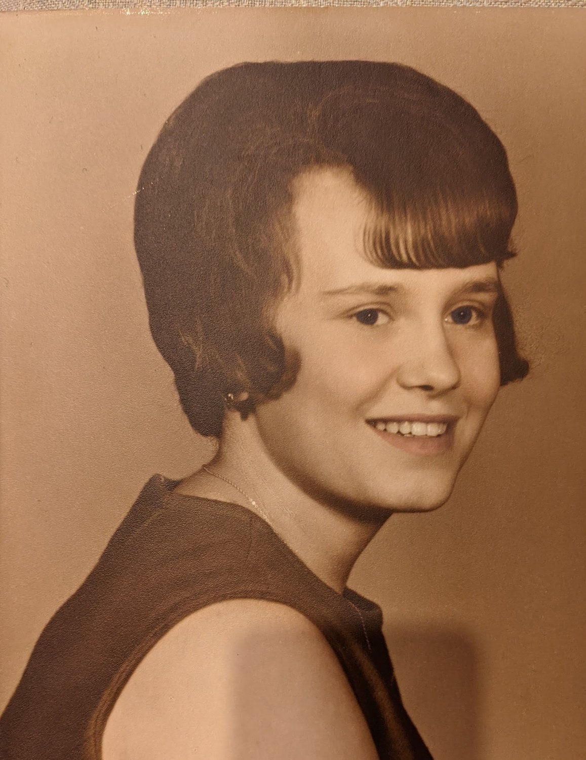 Mary Sue “Suzi” Stanbary, 70, of rural Niota, died Thursday, March 25, 2021.