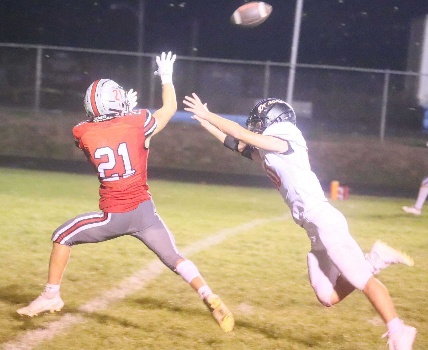 Senior Kane Williams hauls in an 18-yard TD pass in the third quarter to put Fort Madison up 30-0 Friday night in Fort Madison.