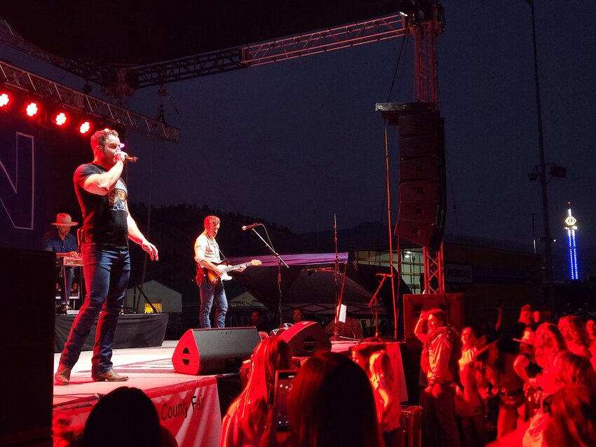 Country Star Easton Corbin lights up the stage with his top hits as well as a few fan favorites.