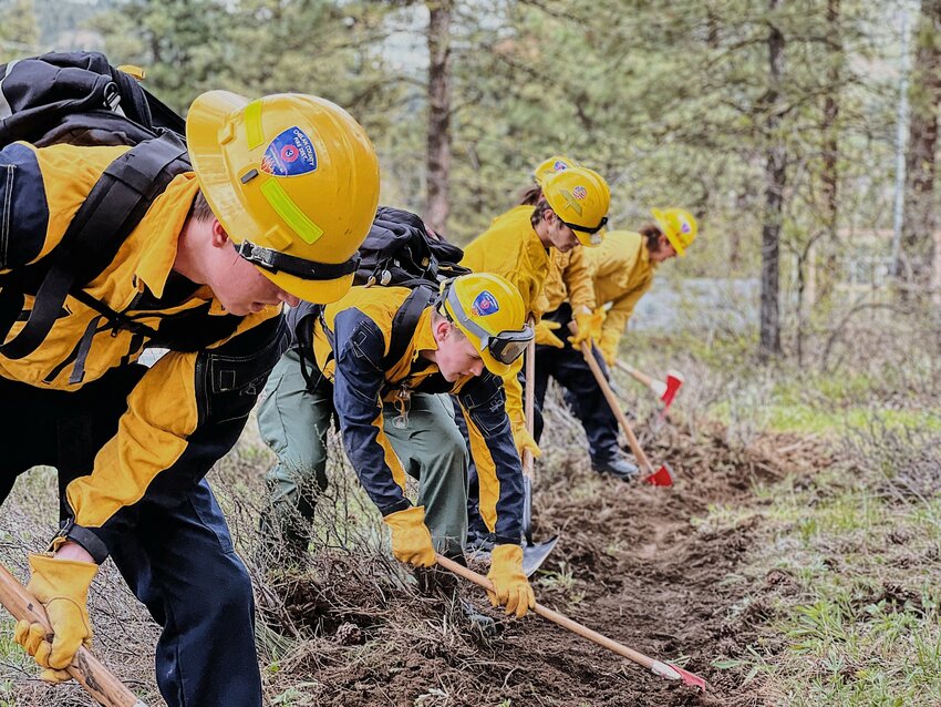 Cascade High School partners with Chelan County Fire District #3 for hands-on firefighting experience.