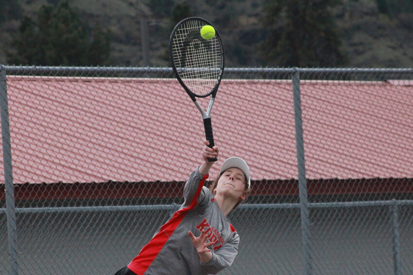 Anna Reichlin readies her backhand during her singles match against Cashmere’s Freya Dronen. Reichlin lost 4-6, 1-6.