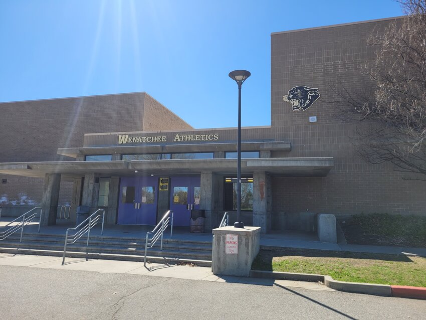 The Wenatchee School District will host a community forum for residents to meet the three finalists for the Wenatchee High School Athletic & Activities Director position. The forum is set for Thursday, April 24, at 7:00 p.m. in the Wenatchee High School Commons.